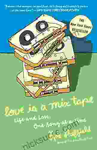 Love Is A Mix Tape: Life And Loss One Song At A Time: Life Loss And What I Listened To